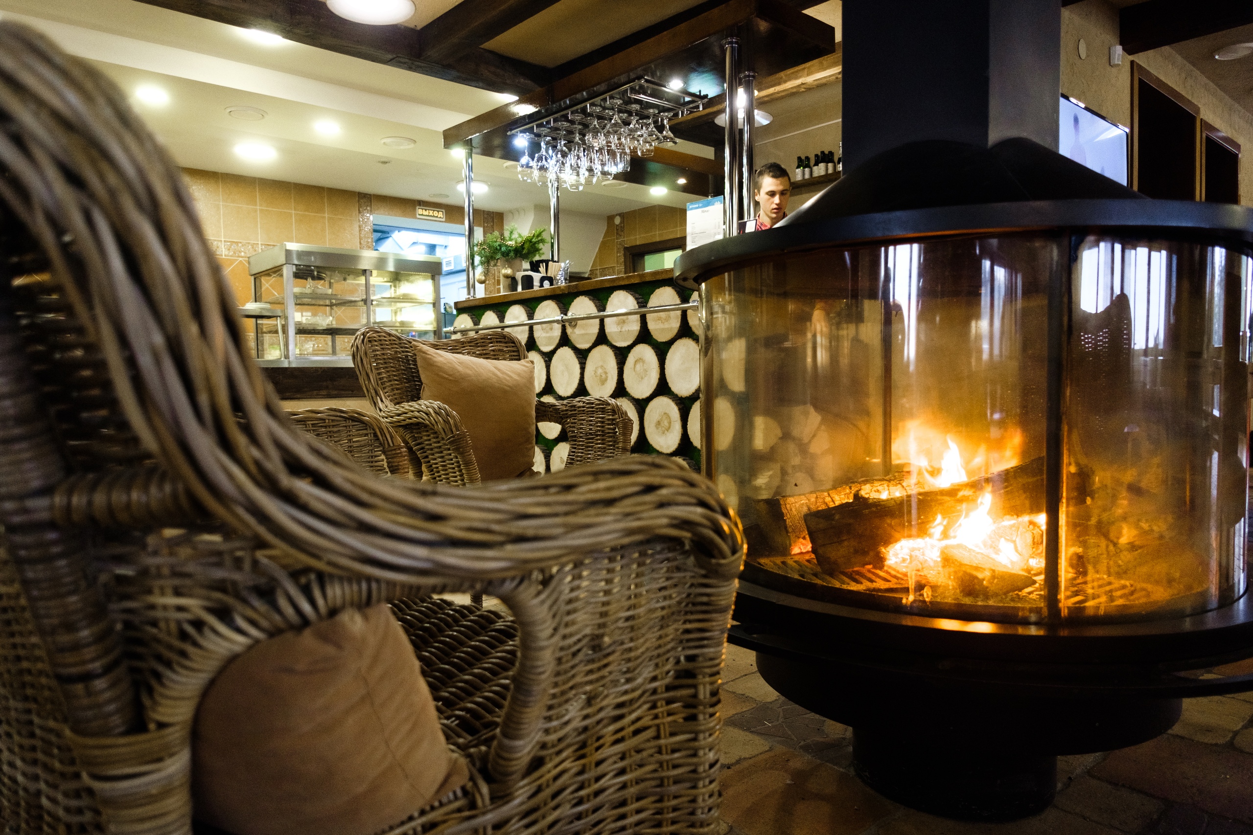 Управляющая кафе